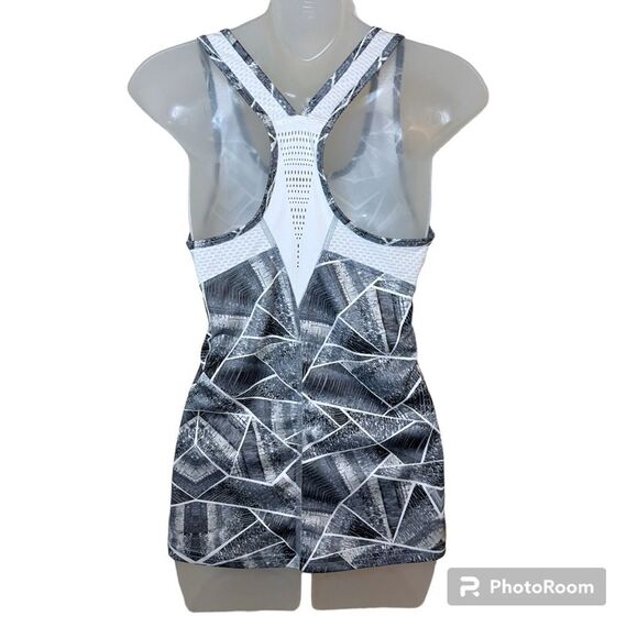 C9 by Champion Gray Geometric Print Athletic Racerback Tank Size XS - Picture 2 of 7